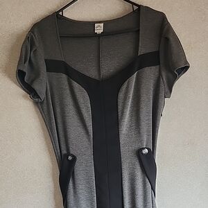 Signature by Sangria Gray and Black Dress